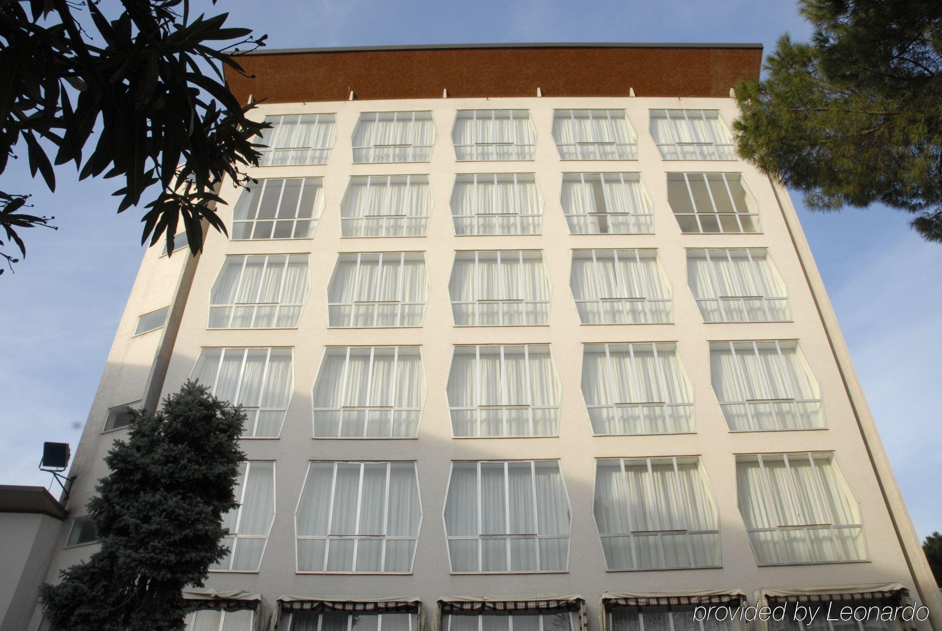Hotel Della Citta Et De La Ville Forlì Exteriör bild